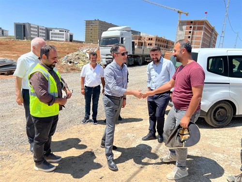 İLÇEMİZDE FAHRETTİN KOCA FEN LİSESİ ÖĞRENCİ ALIMINA BAŞLIYOR