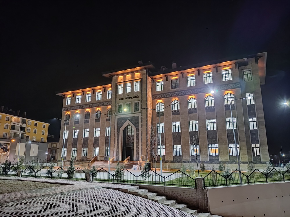 İLÇEMİZDE YENİ KAYMAKAMLIK BİNAMIZ HİZMET VERMEYE BAŞLADI